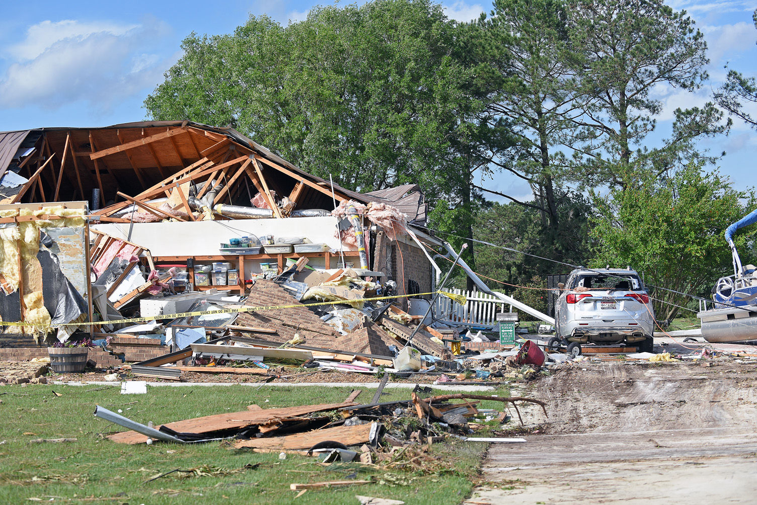 Tornado damages Eufaula